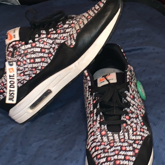 New Nike Just Do It Mens Air Maxes - Picture 3 of 3